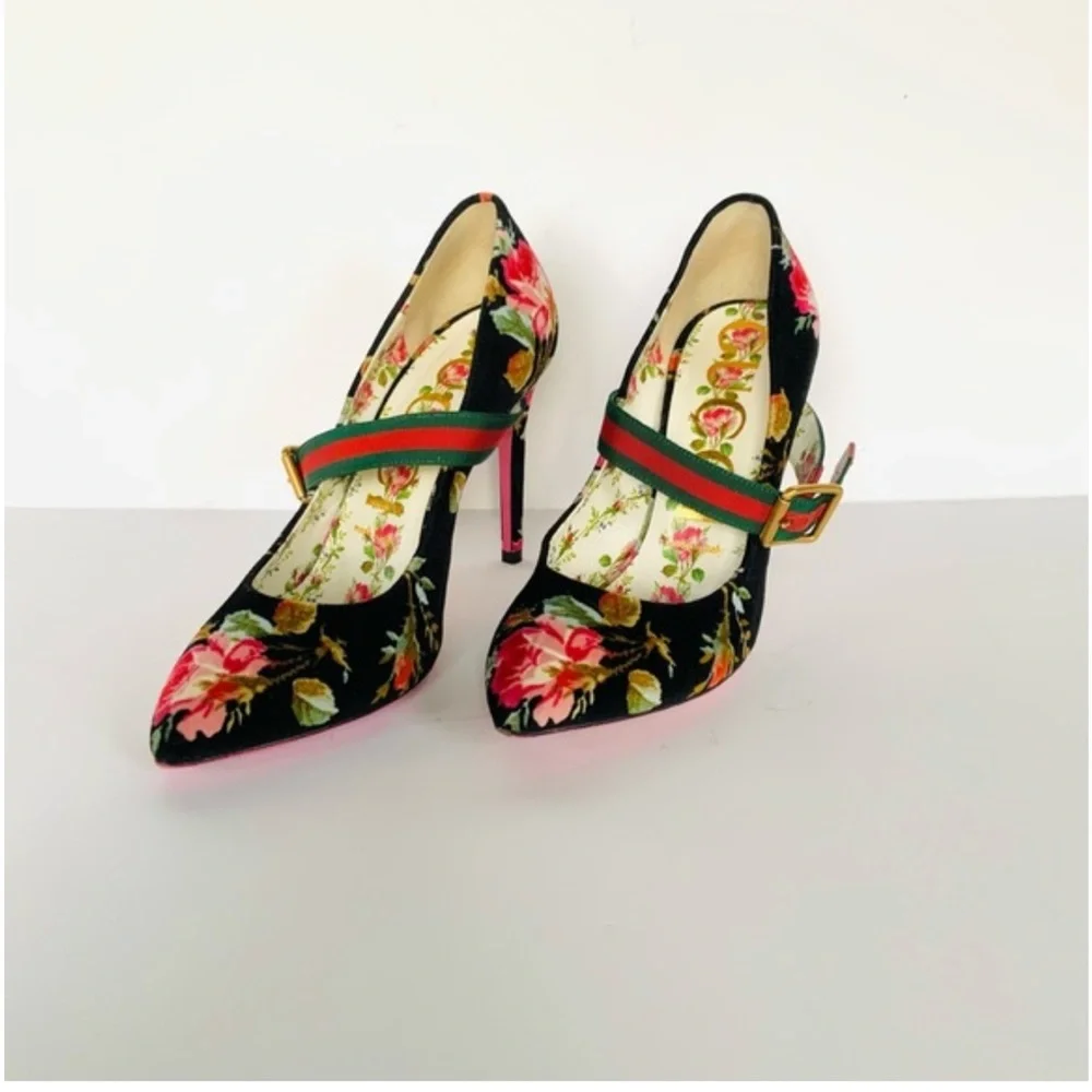 Gucci Black Velvet Floral Heels - Picture 3 of 12